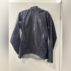 Women’s Black Zeta AR Goretex Shell